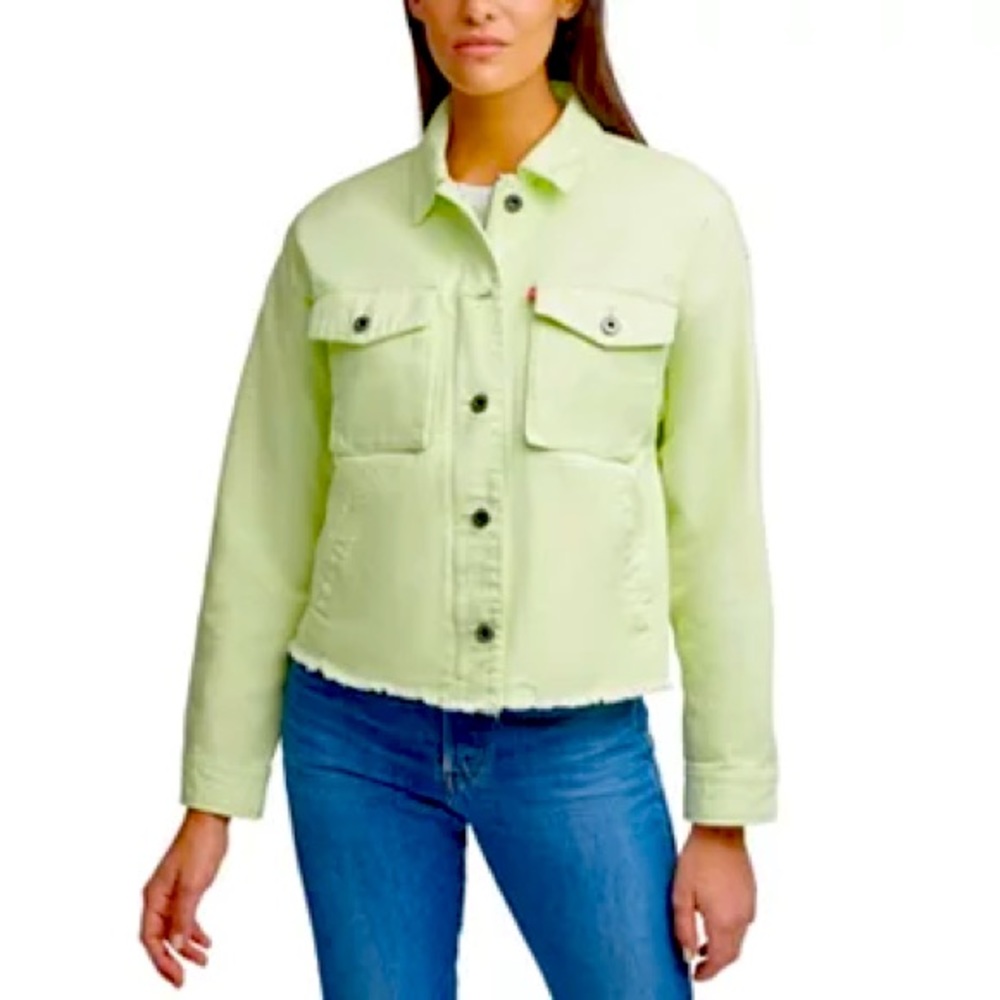 Levi’s women’s denim jacket in size Medium. Comes brand new w/tags. Retails $100